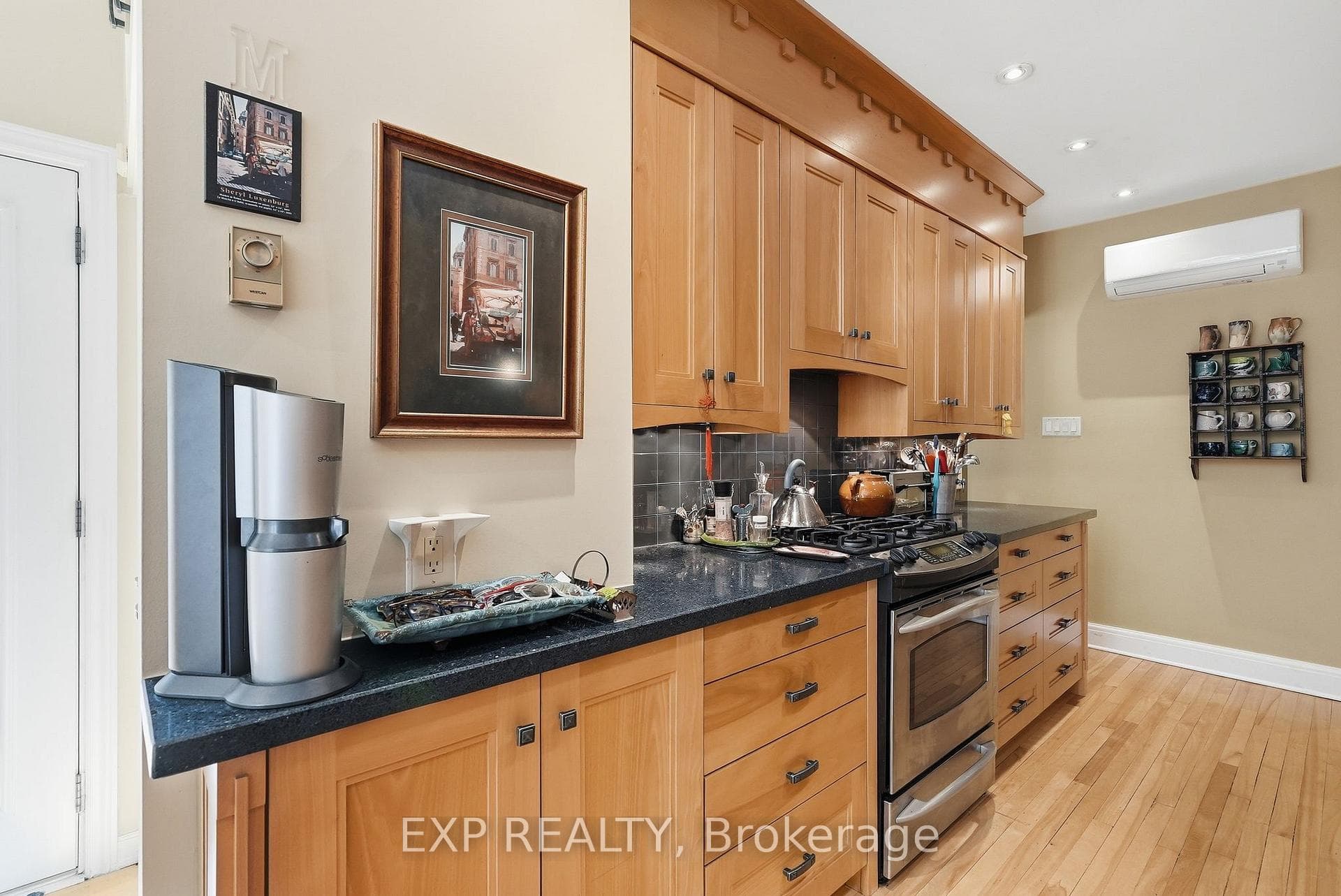 421 Hamilton Avenue photo 13