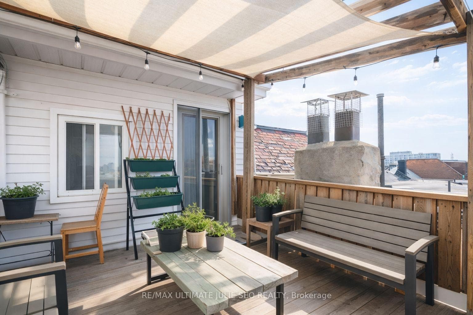 1206 Ossington Avenue photo 19
