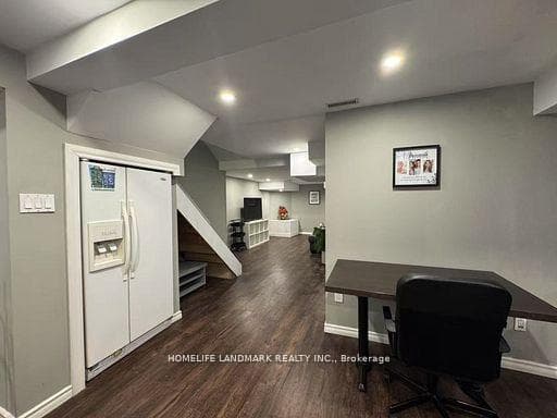 492 Traviss Drive photo 23