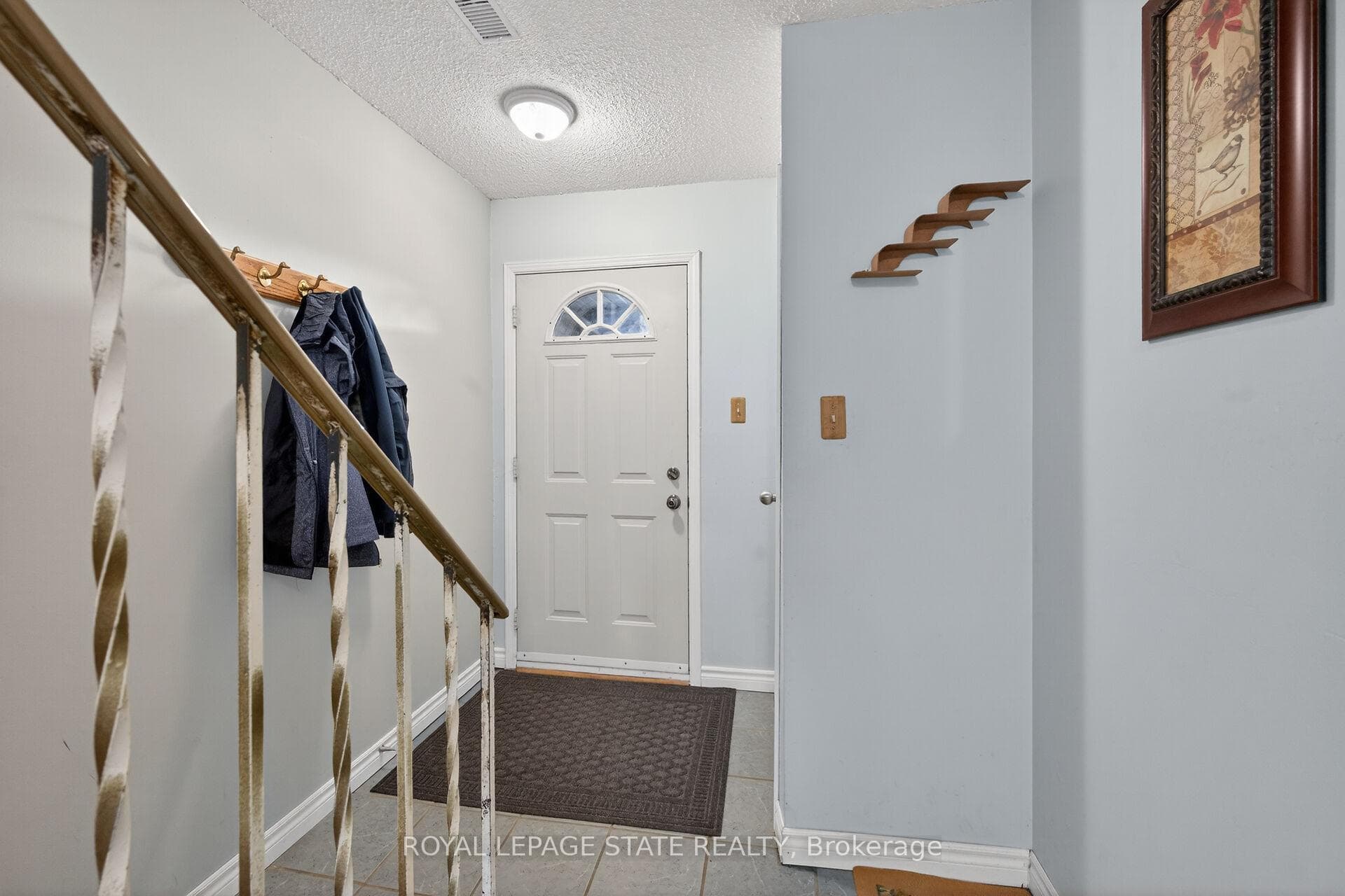 1455 Garth Street Unit 9 photo 37