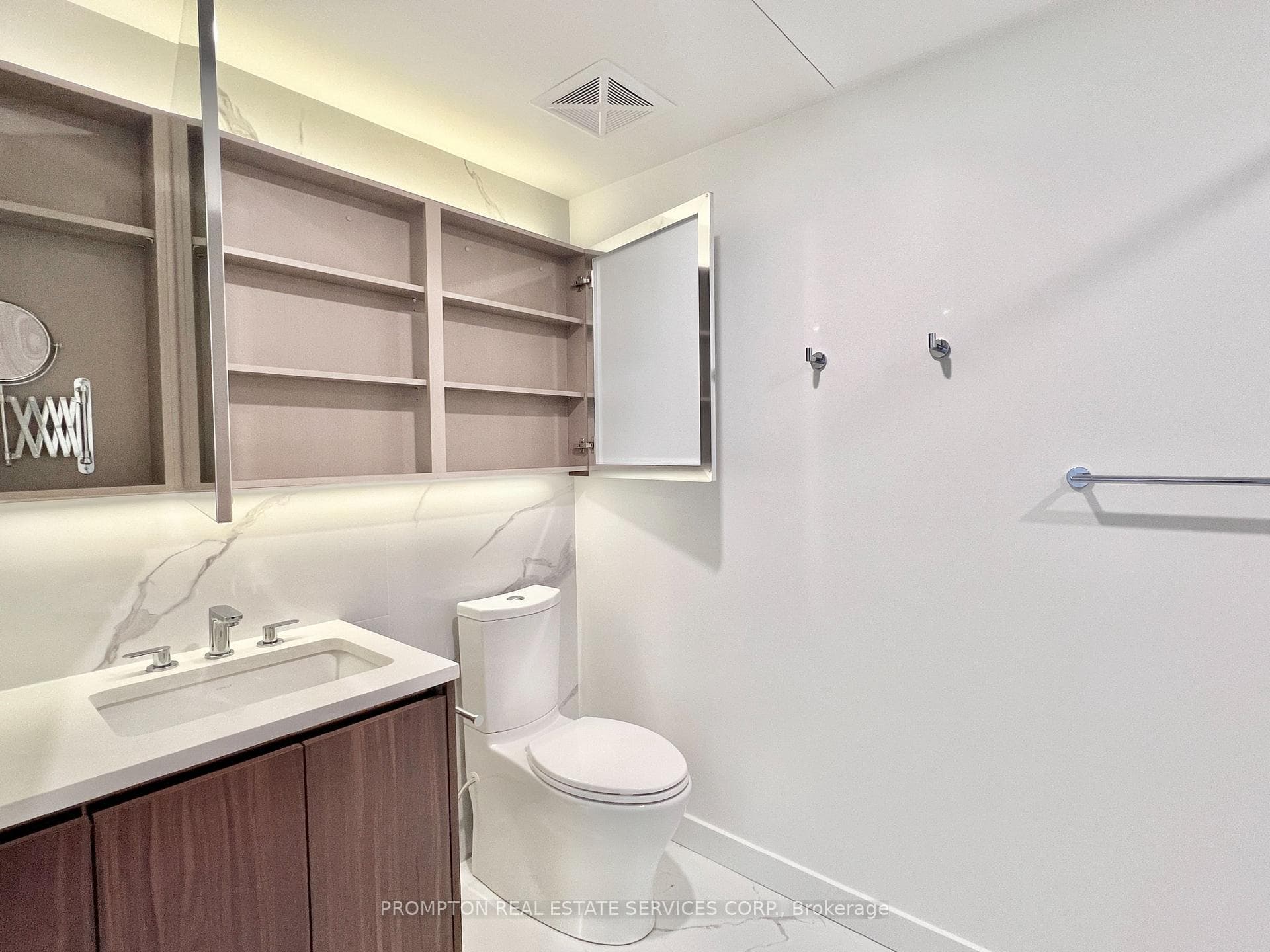 3 Concord Cityplace Way Unit 5008 photo 24
