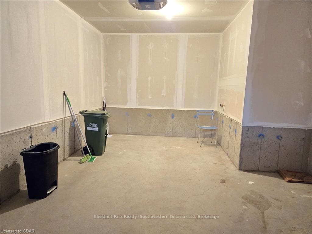 88 DECORSO Drive Unit 41 photo 23