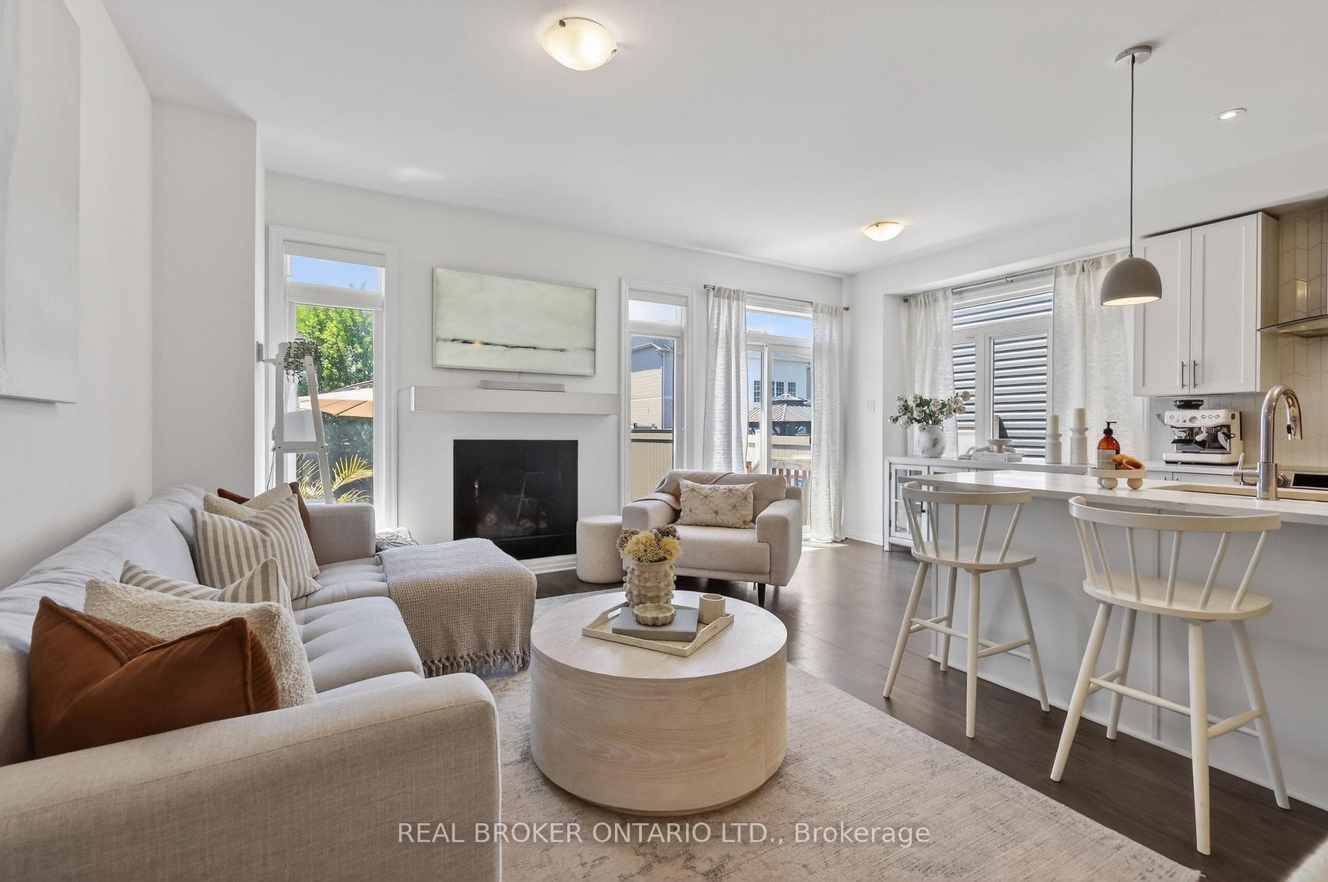 91 Chevron Place photo 17