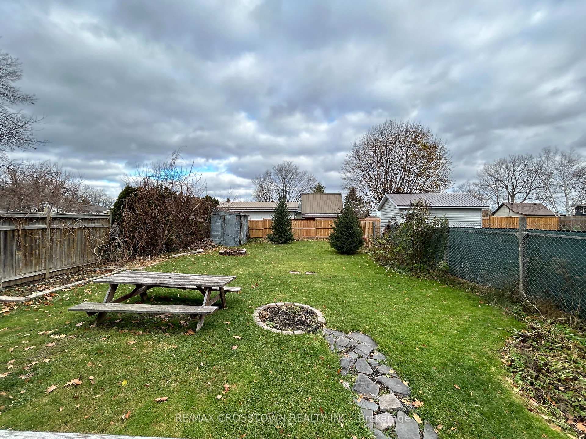 661 Fourth Avenue photo 14