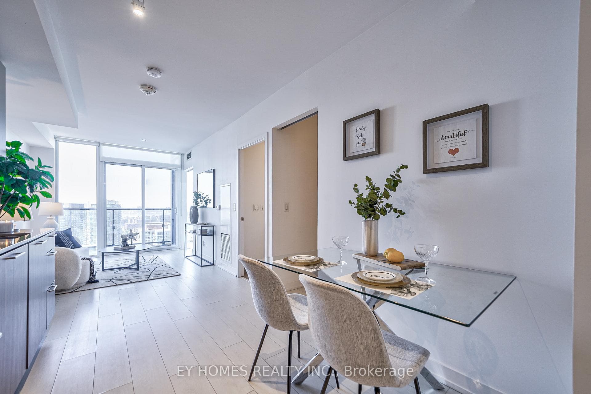 19 Western Battery Road Unit PH16 photo 5