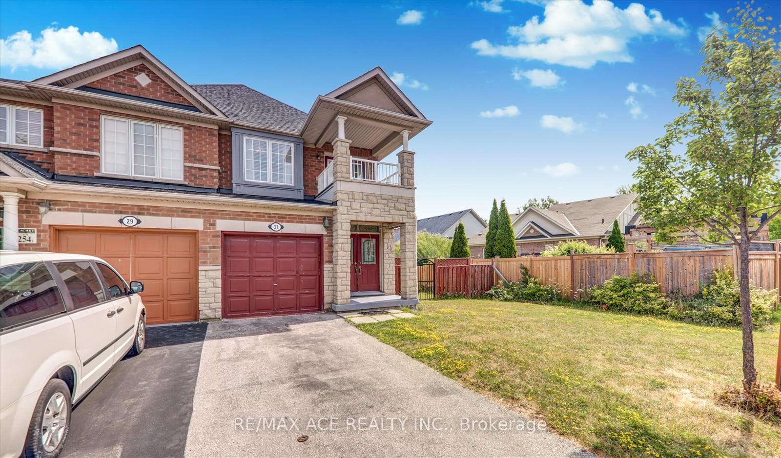 31 Cherryplum Way photo 3