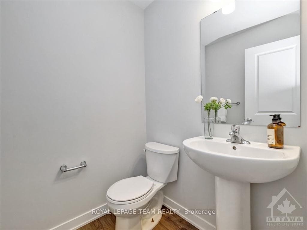 46 FANNING Street photo 17