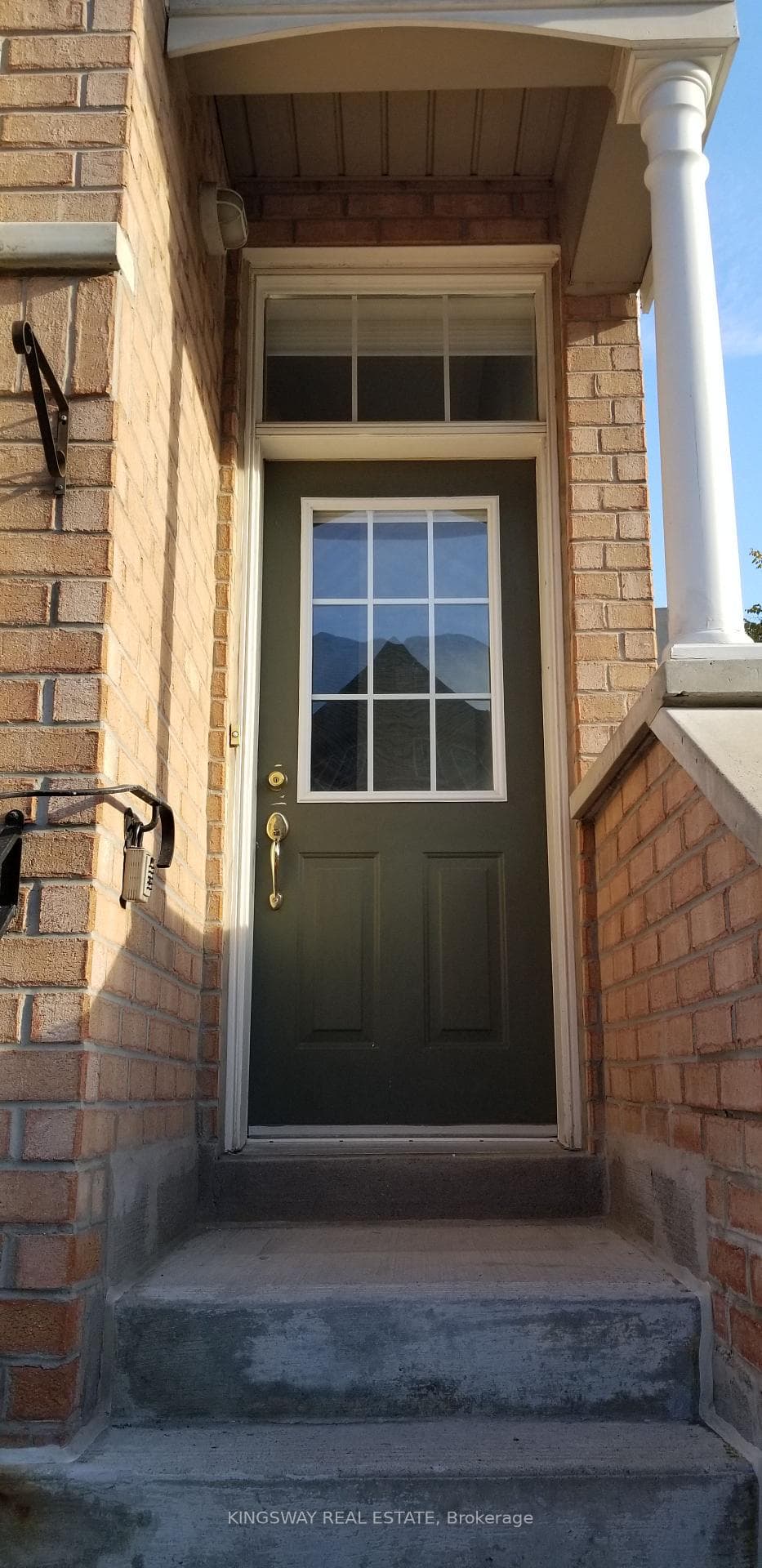 50 Strathaven Drive Unit 61 photo 3