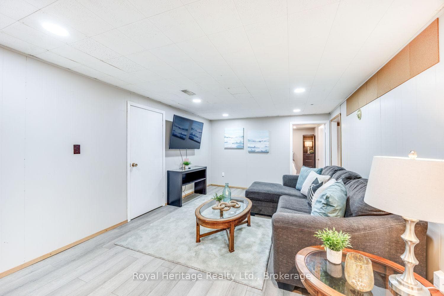 461 Gibbons Street photo 15