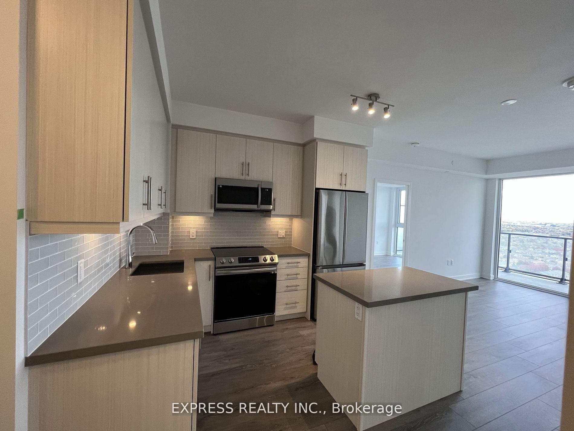 105 Oneida Crescent Unit Lph06 photo 2