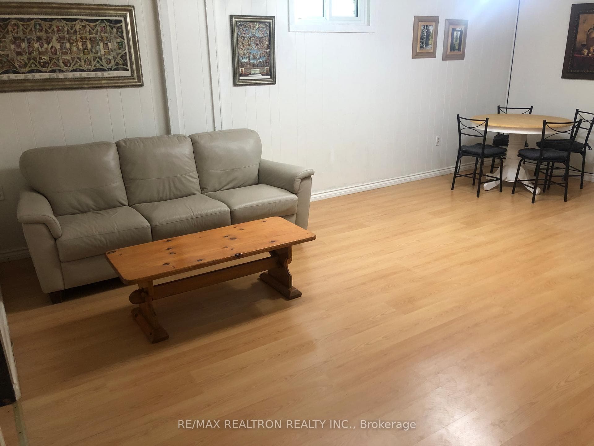 65 Mcilwraith Crescent photo 22
