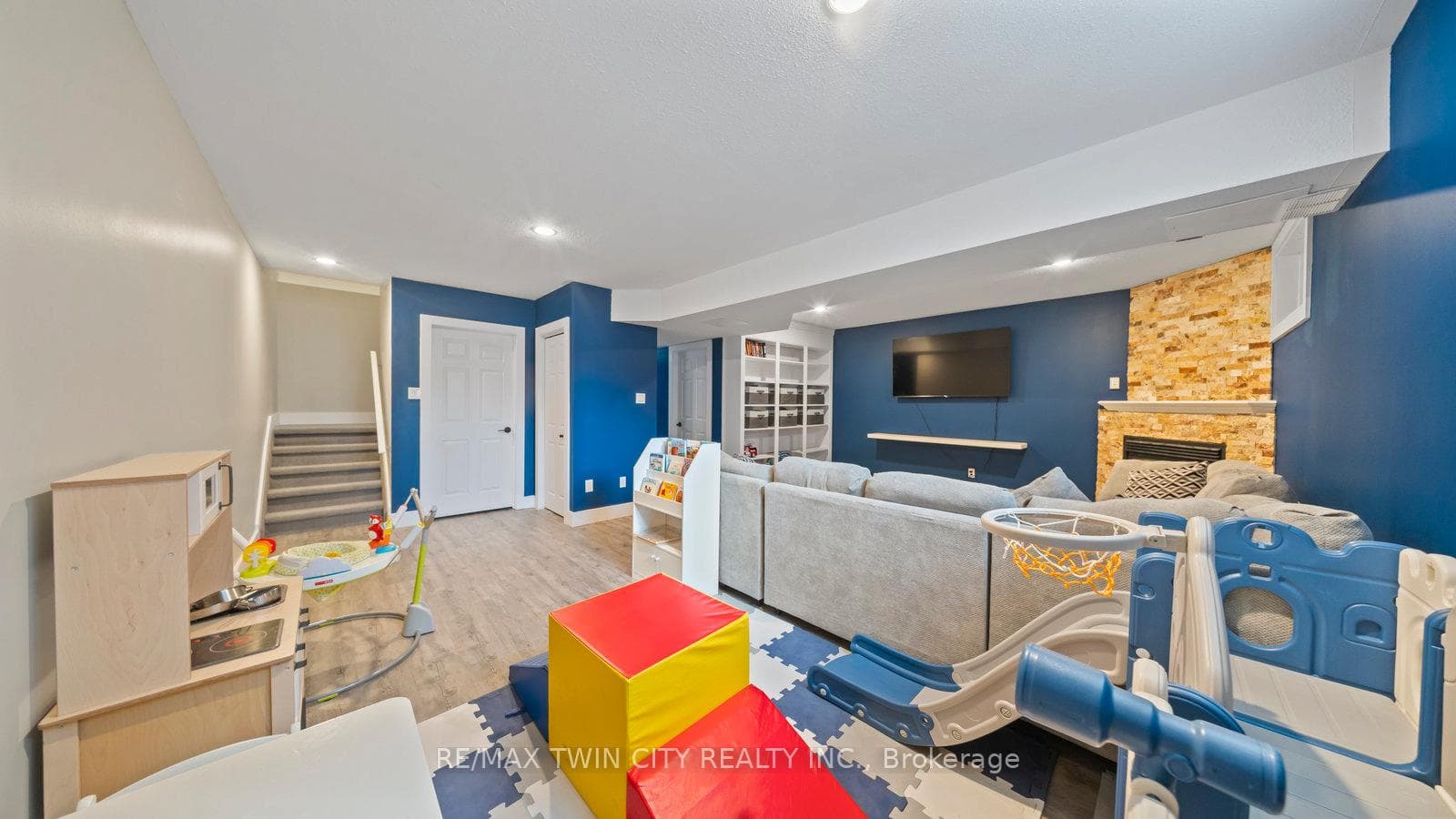 124 Marlborough Street photo 21