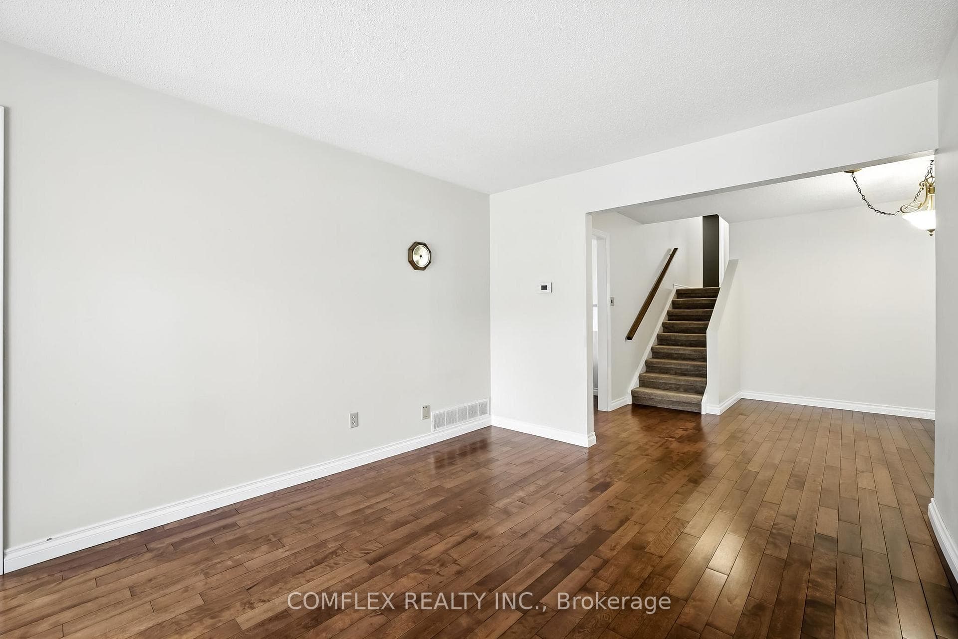 38 Barley Mill Crescent photo 11
