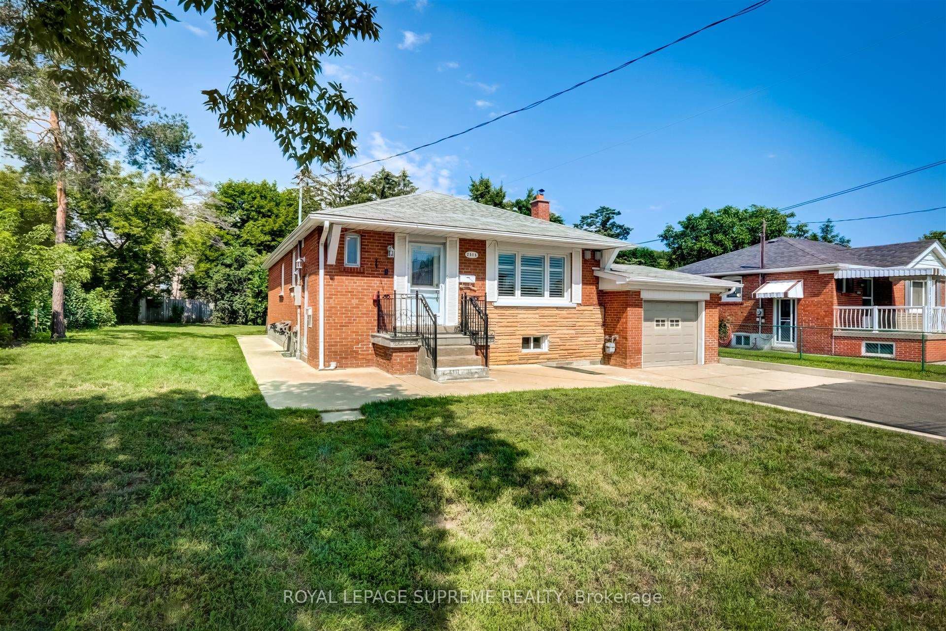 2515 Donnavale Drive Unit Main photo 1