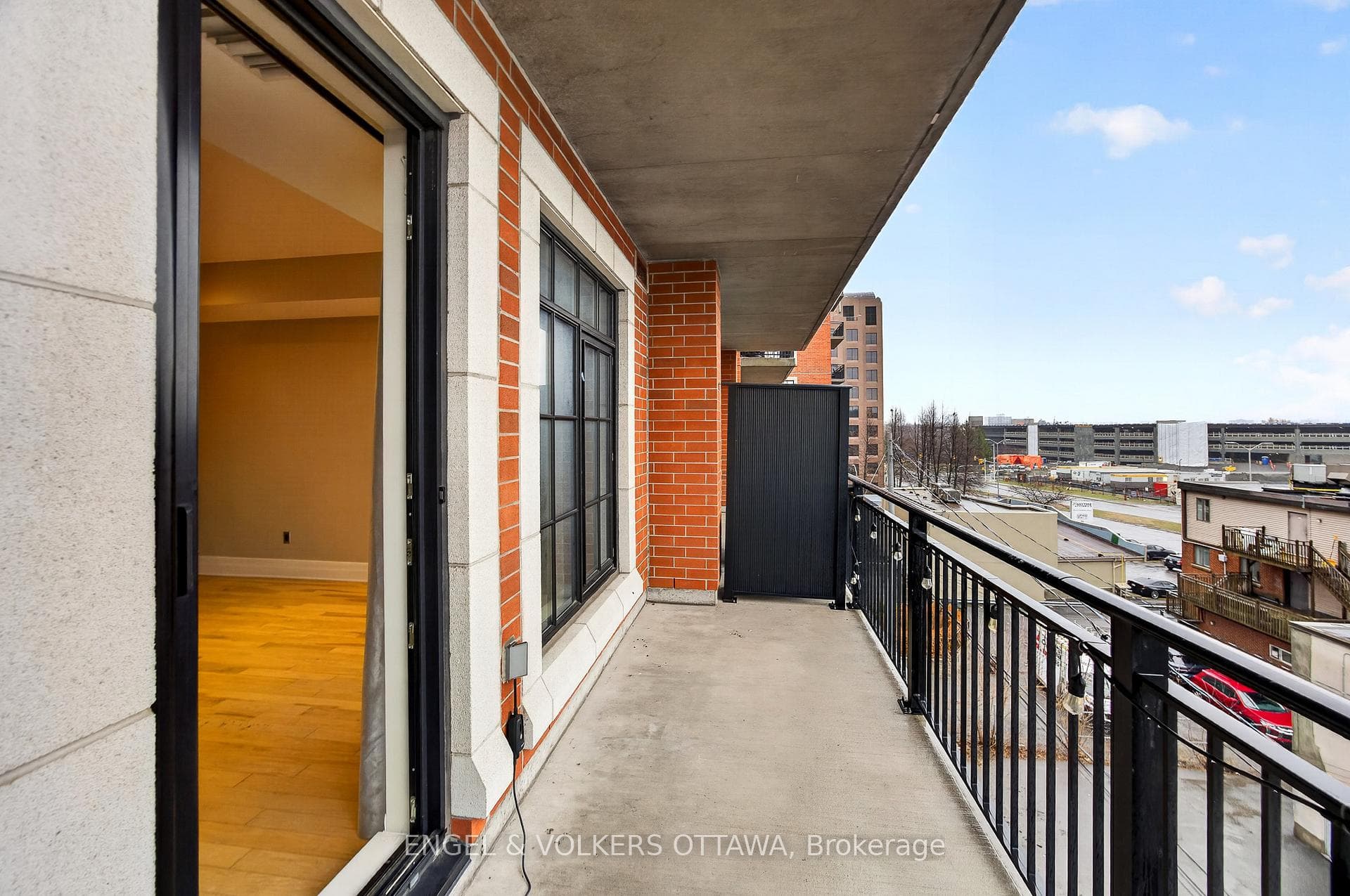 327 Breezehill Avenue Unit 410 photo 36