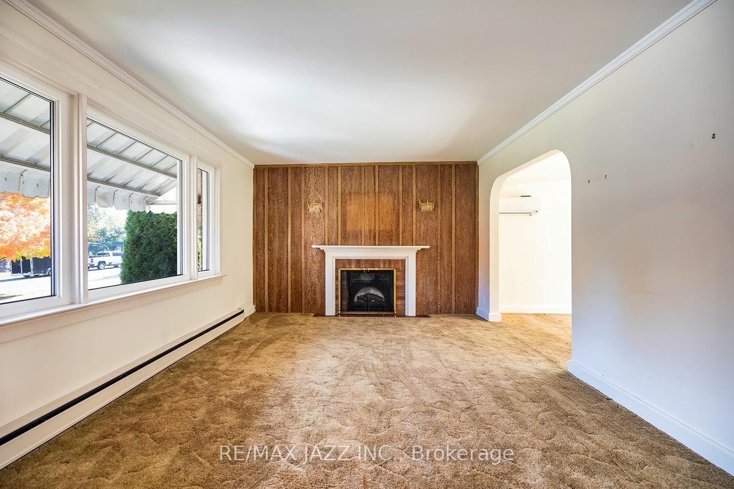 758 Mary Street photo 8