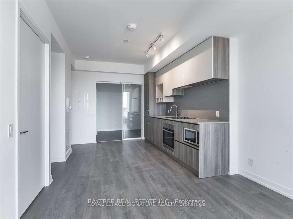 5 Buttermill Avenue Unit 3607 photo 3