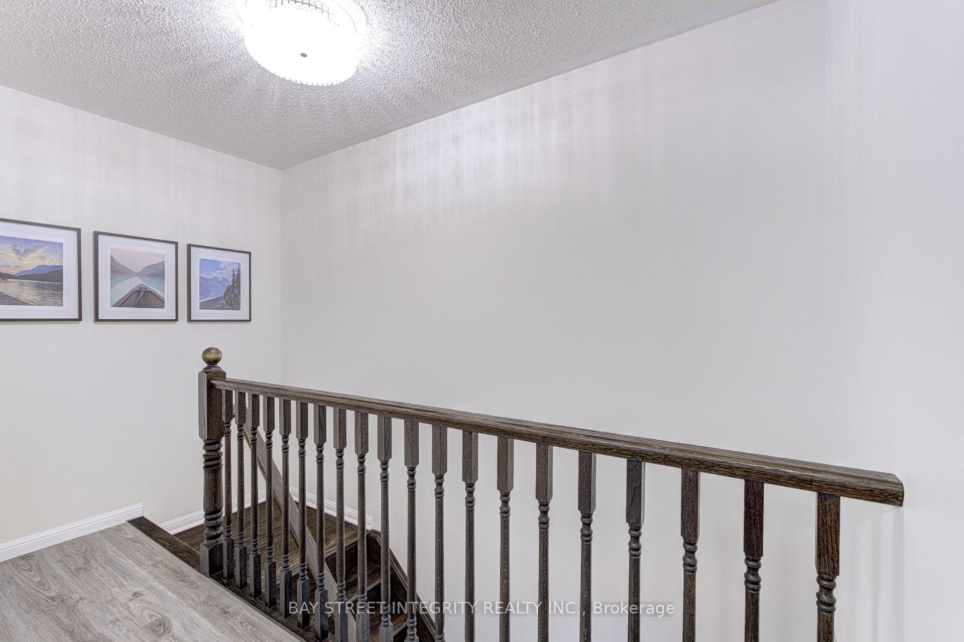 1033 Stemman Place photo 21