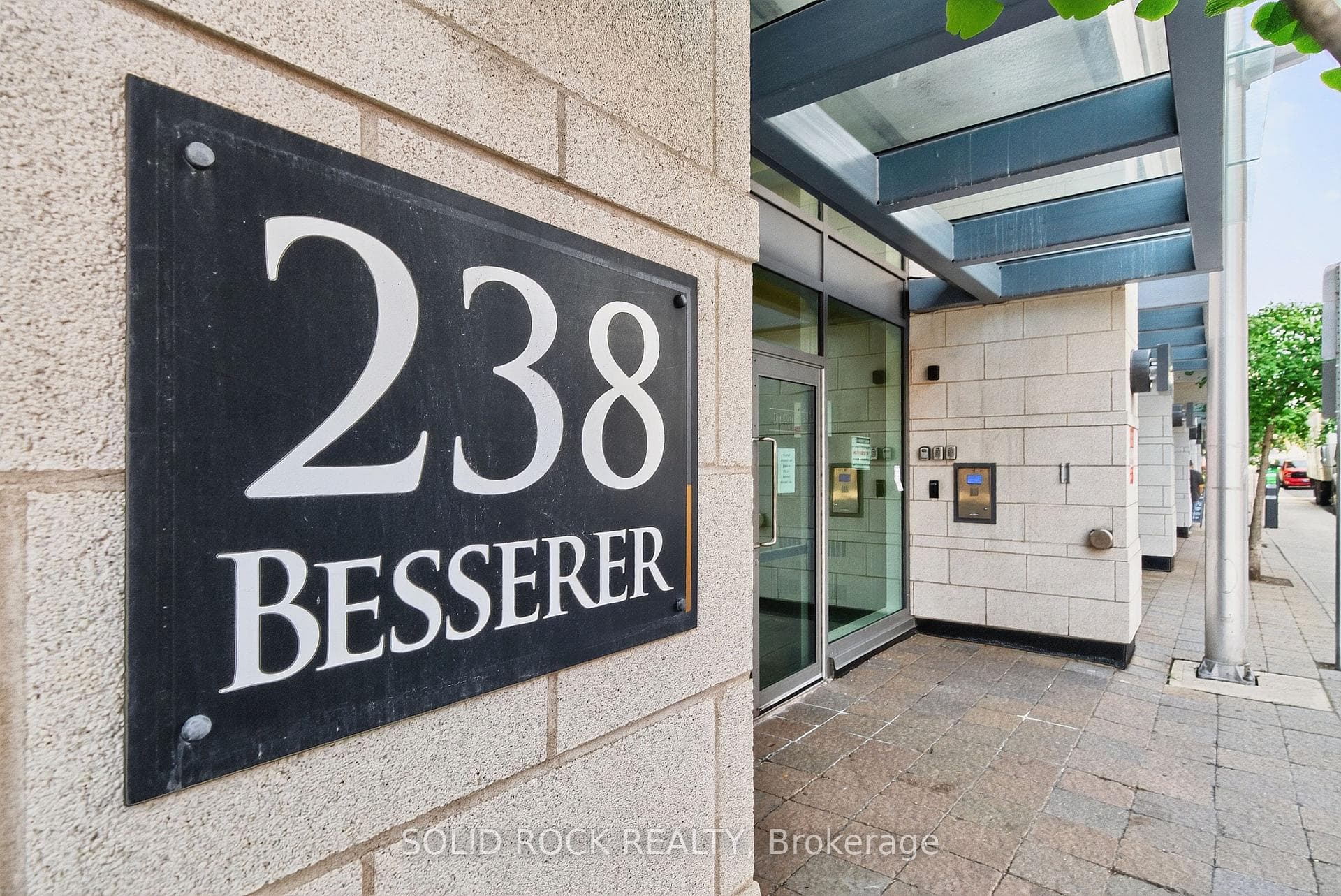 238 Besserer Street Unit 703 photo 2