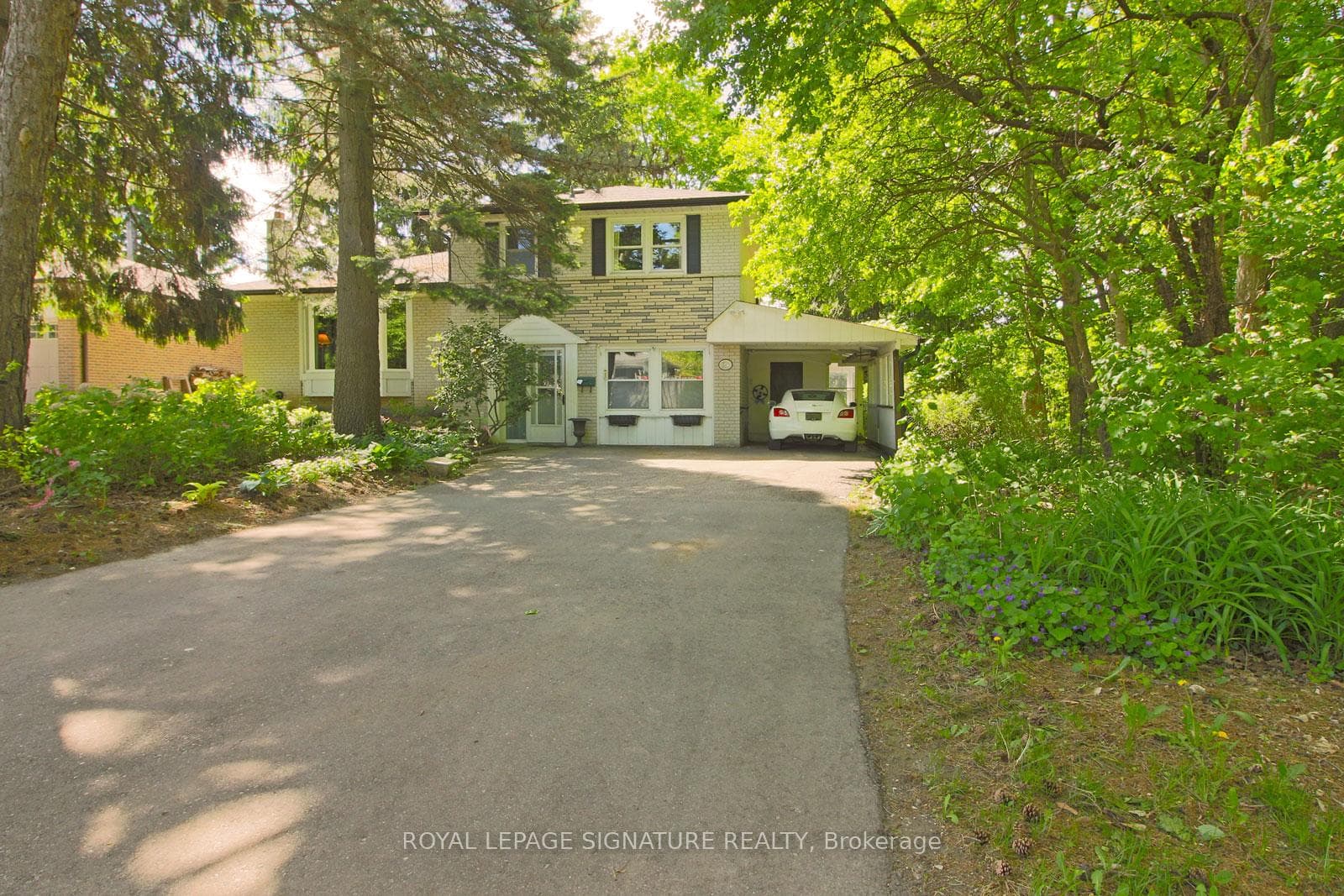 145 Drakefield Road photo 1