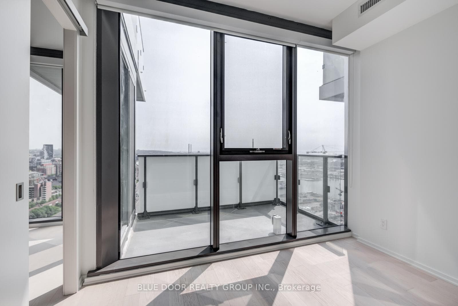16 Bonnycastle Street Unit 2305 photo 6