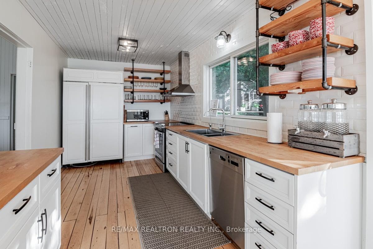 6568 Quarry Point Road photo 20