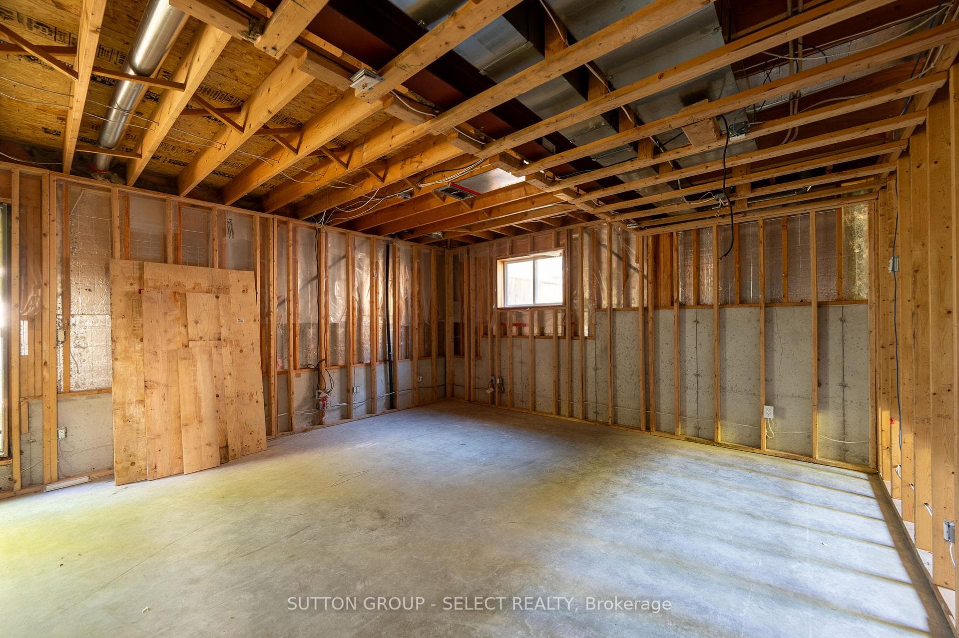 115 BRIDLE Path photo 16