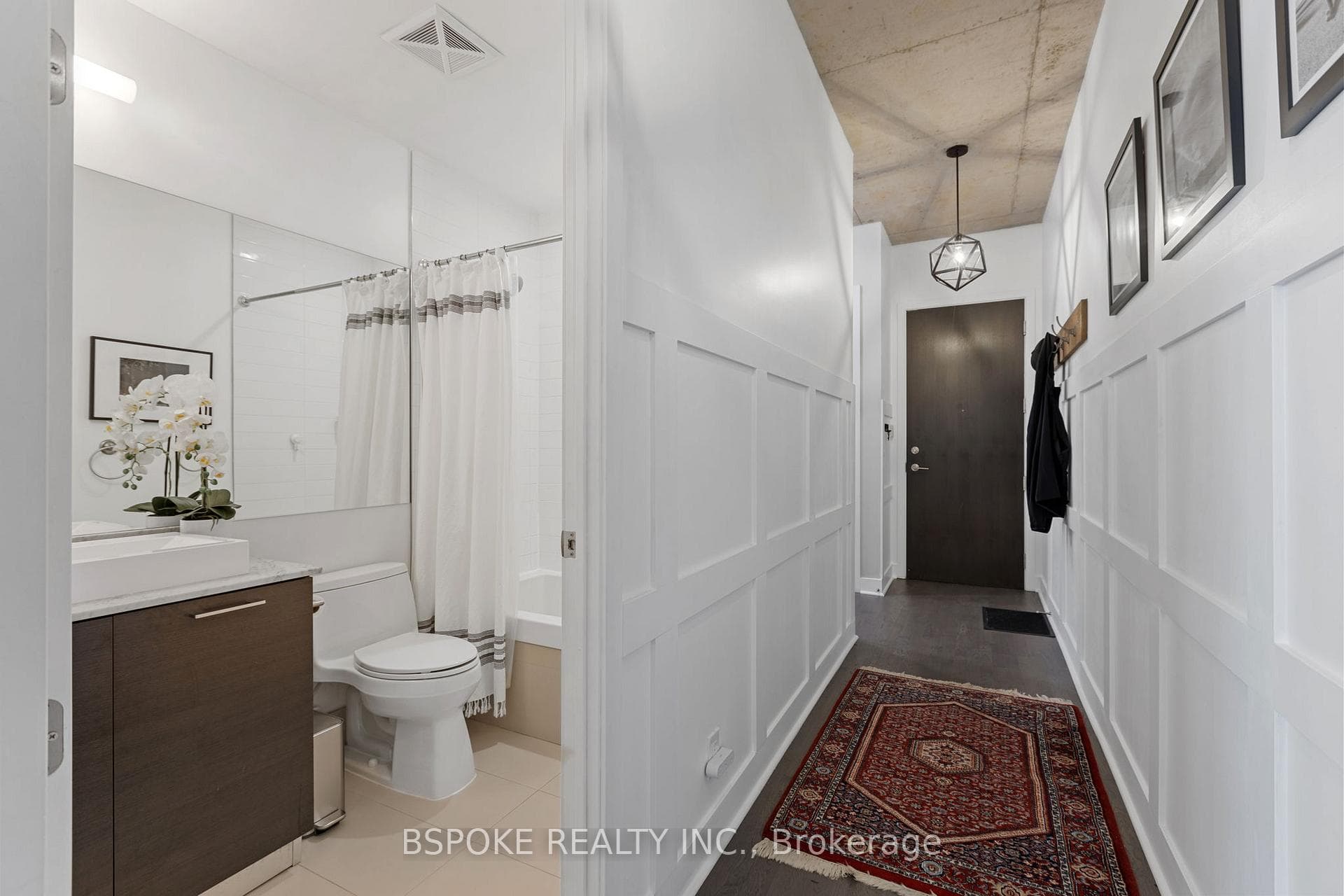 399 Adelaide Street Unit 405 photo 19
