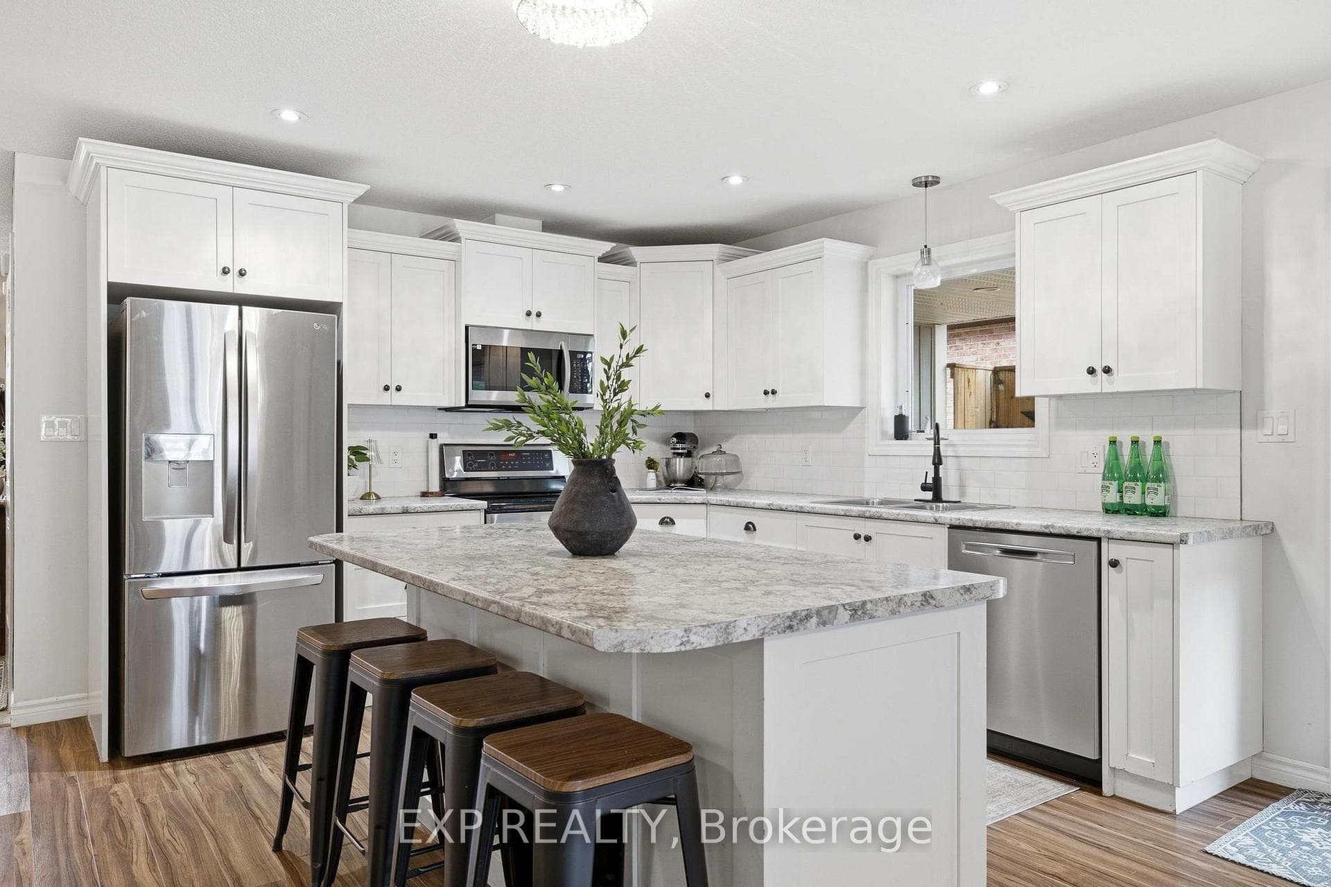 101 Tuffy MacDougall Court photo 5