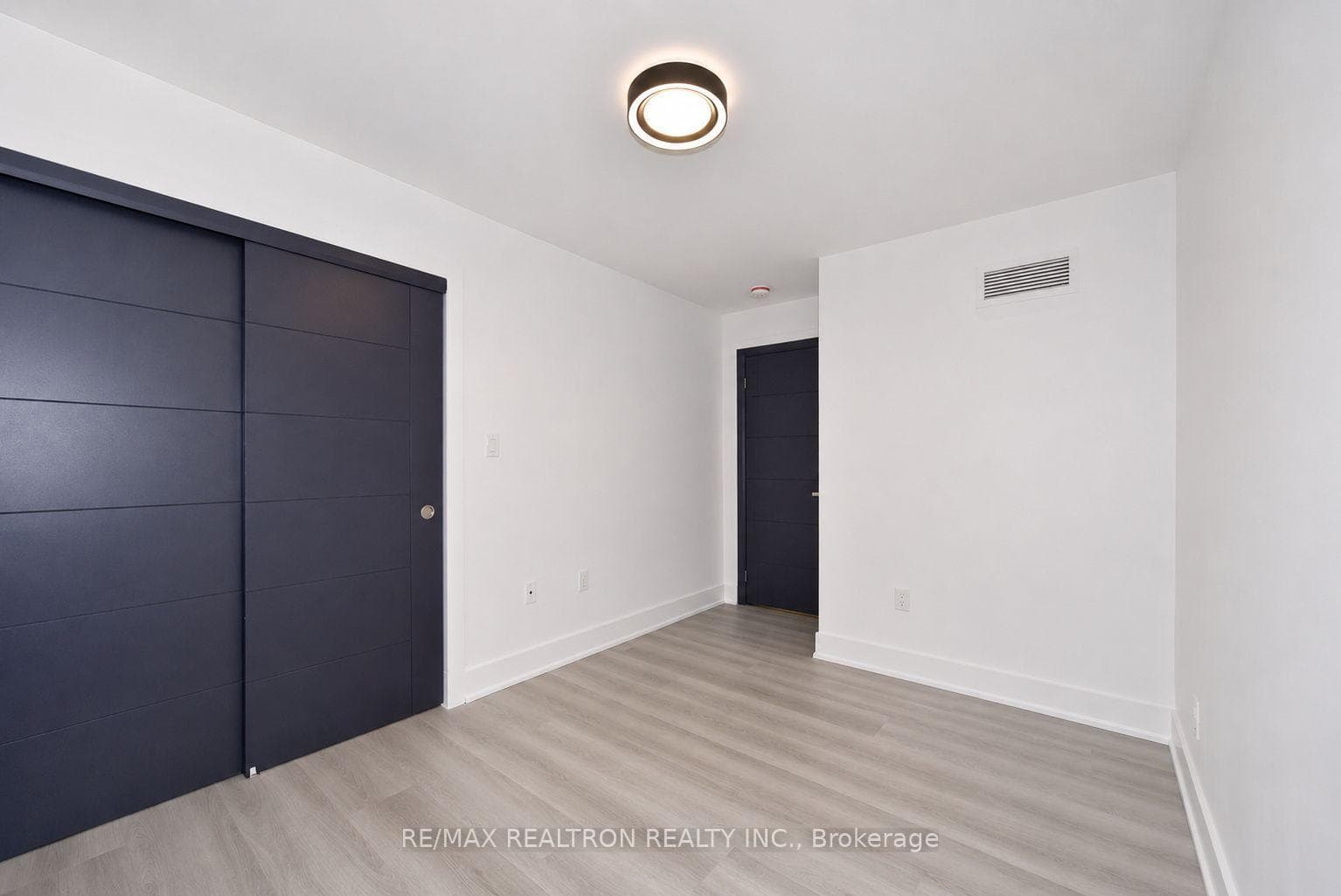 230 Boon Avenue Unit 5 photo 15