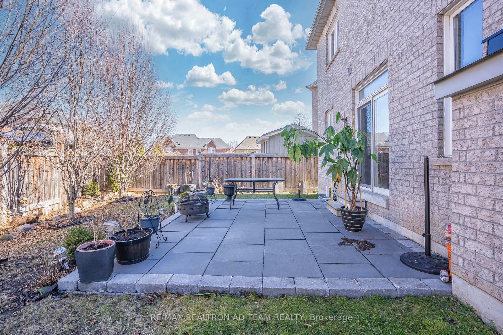17 Oswell Drive photo 37