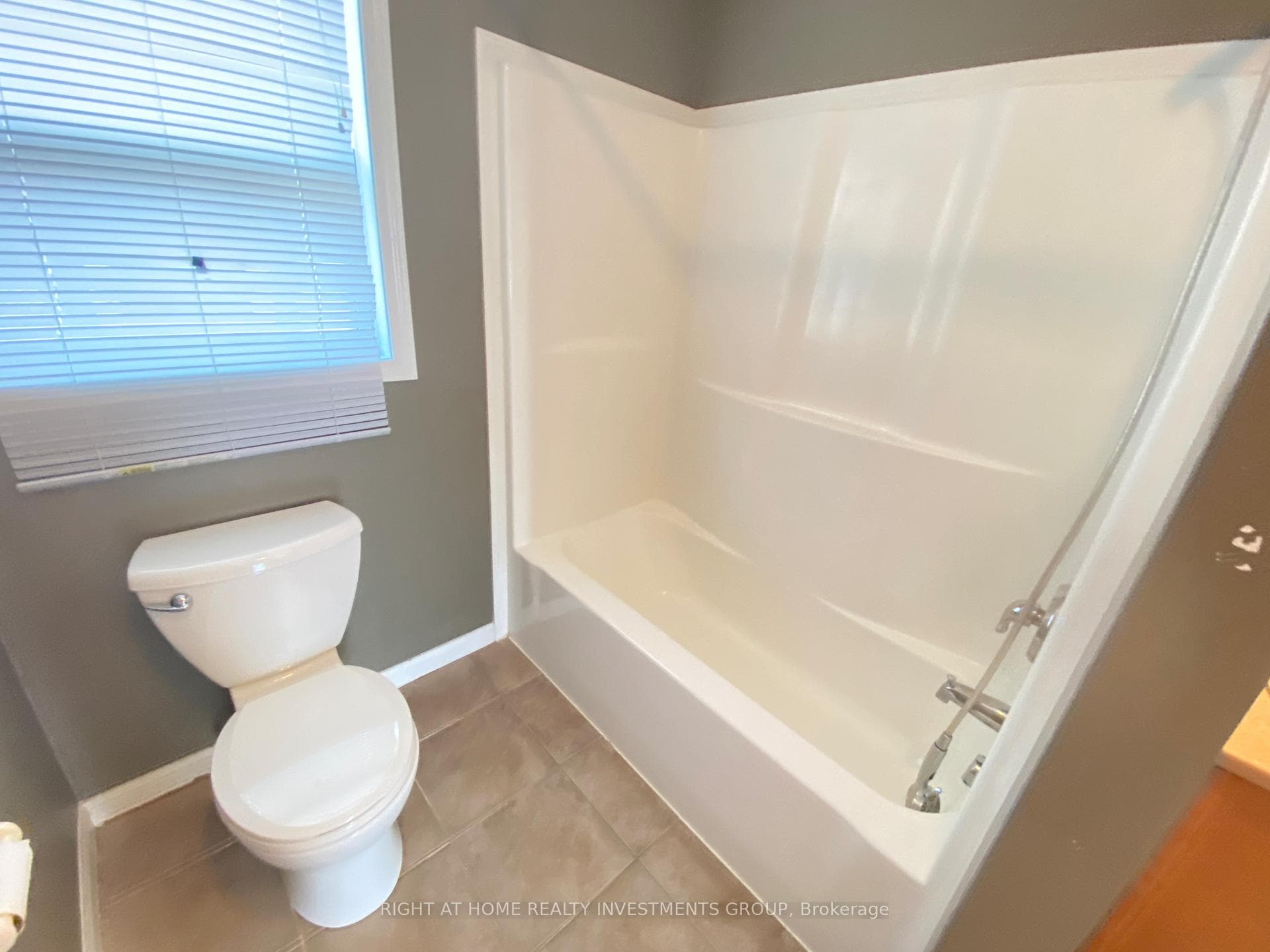 335 Edgehill Drive Unit A- photo 16