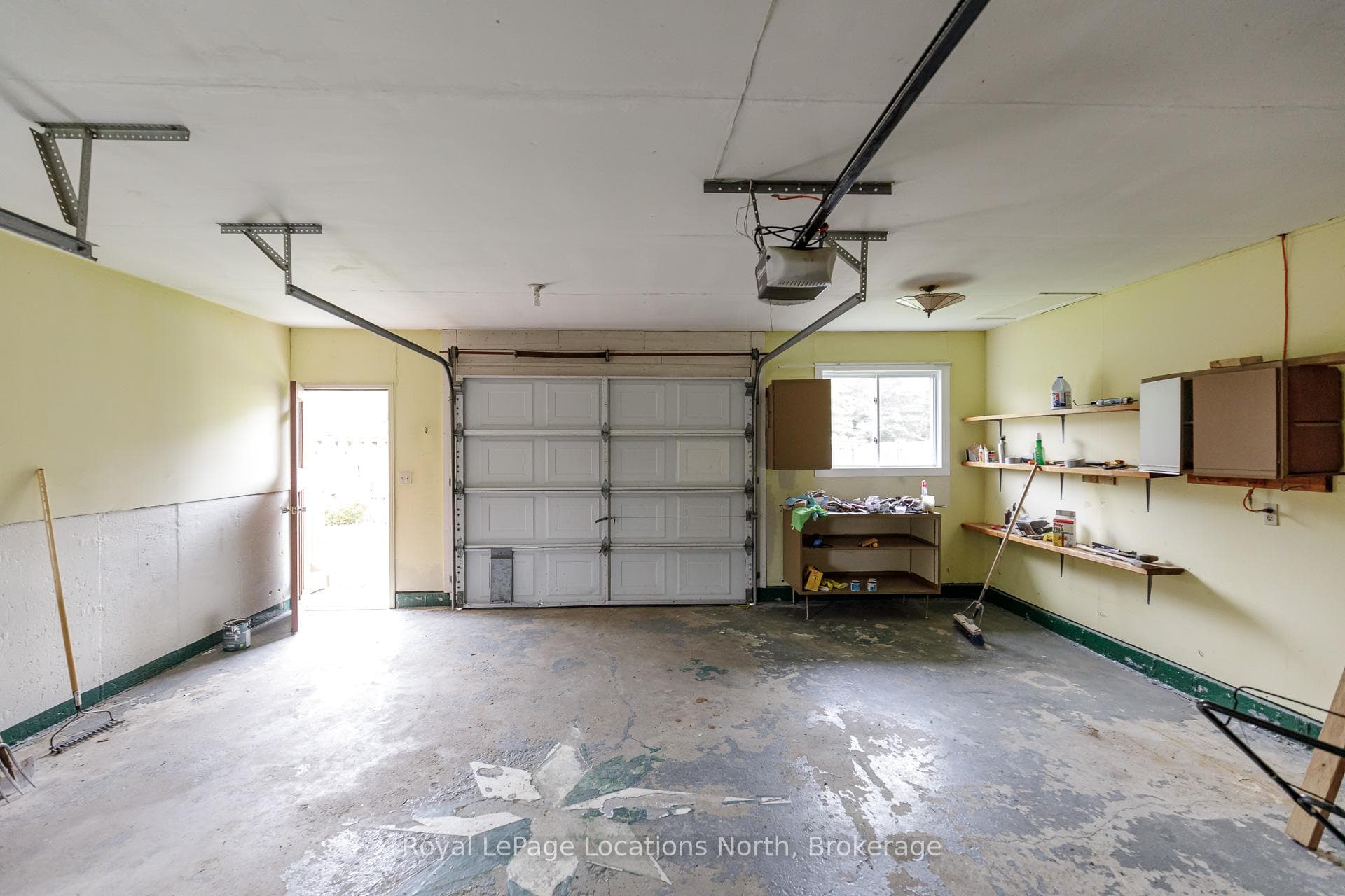 386 Walnut Street photo 30