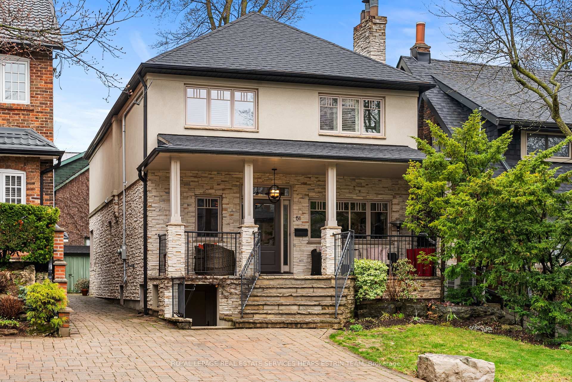 51 Inglewood Drive photo 1