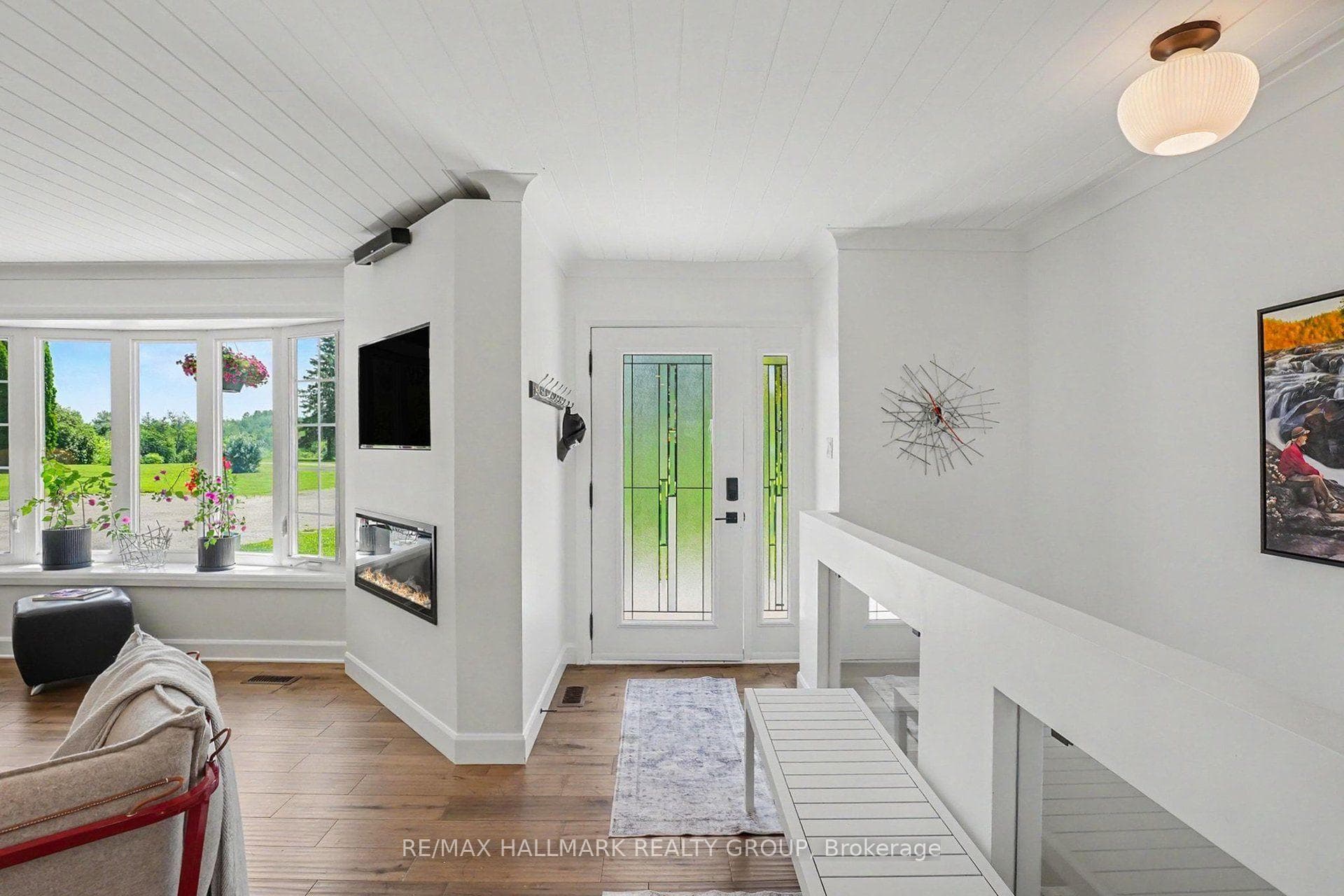 1475 Beachburg Road photo 2