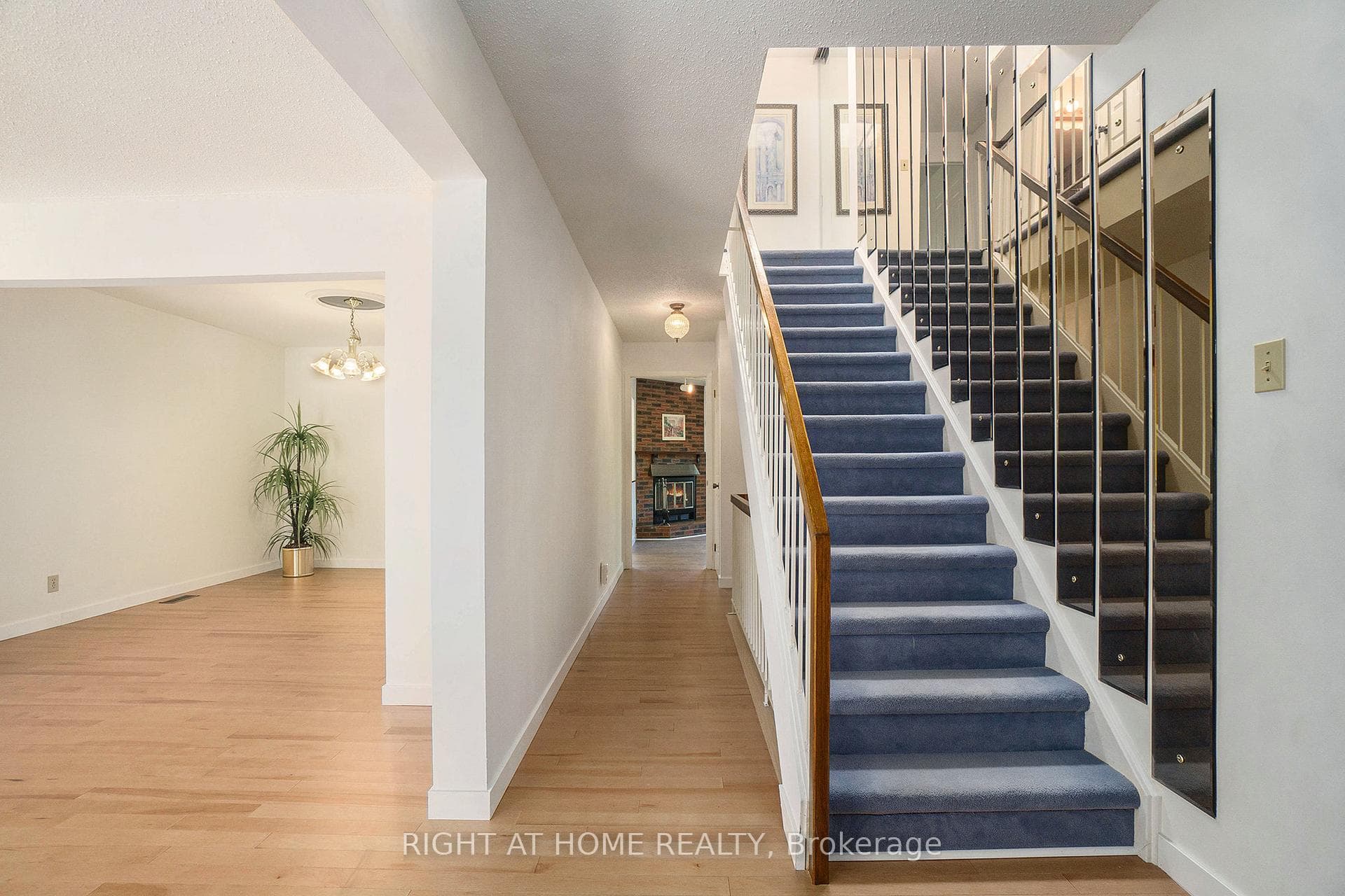 82 Nestow Drive photo 3