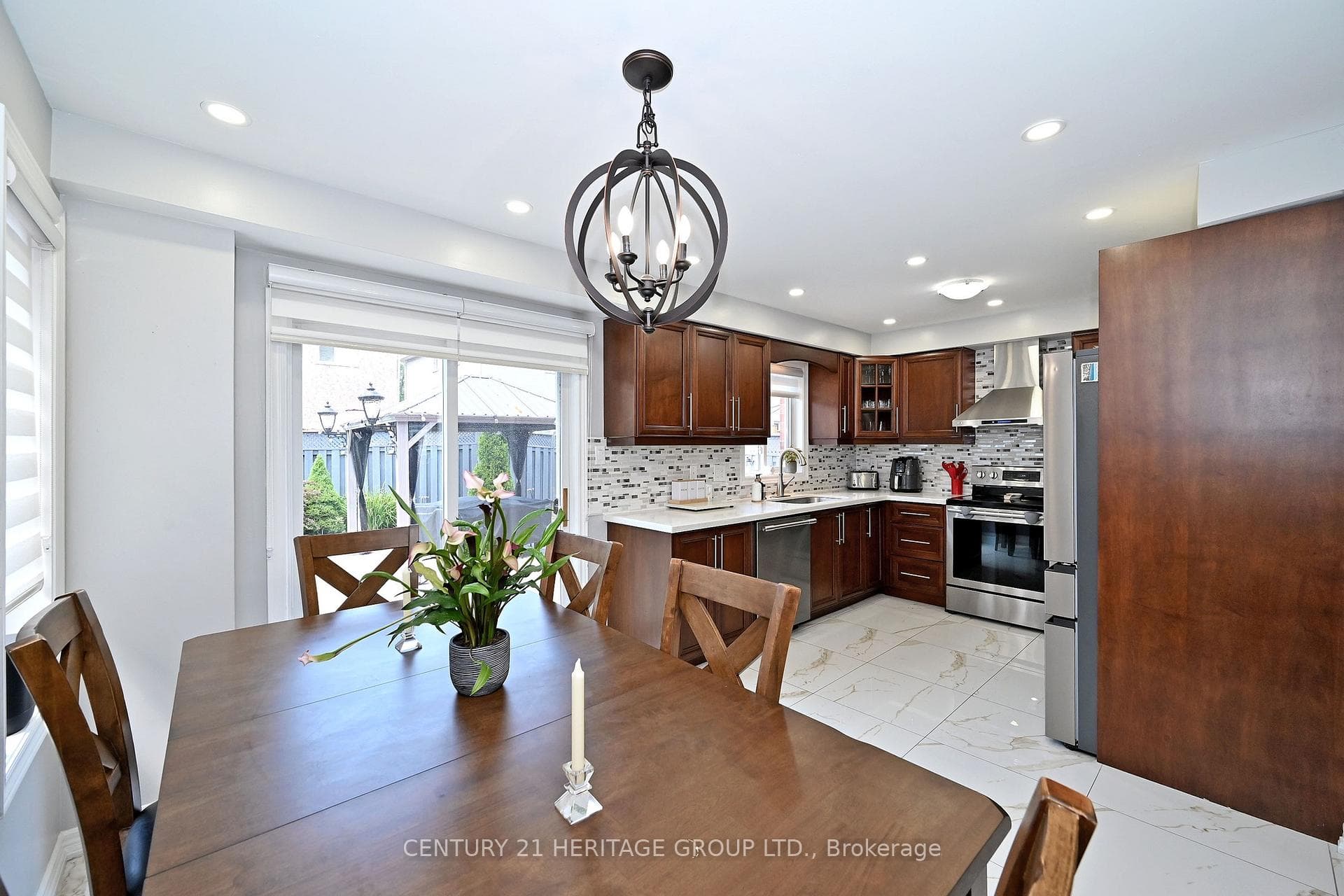 44 Equator Crescent photo 11