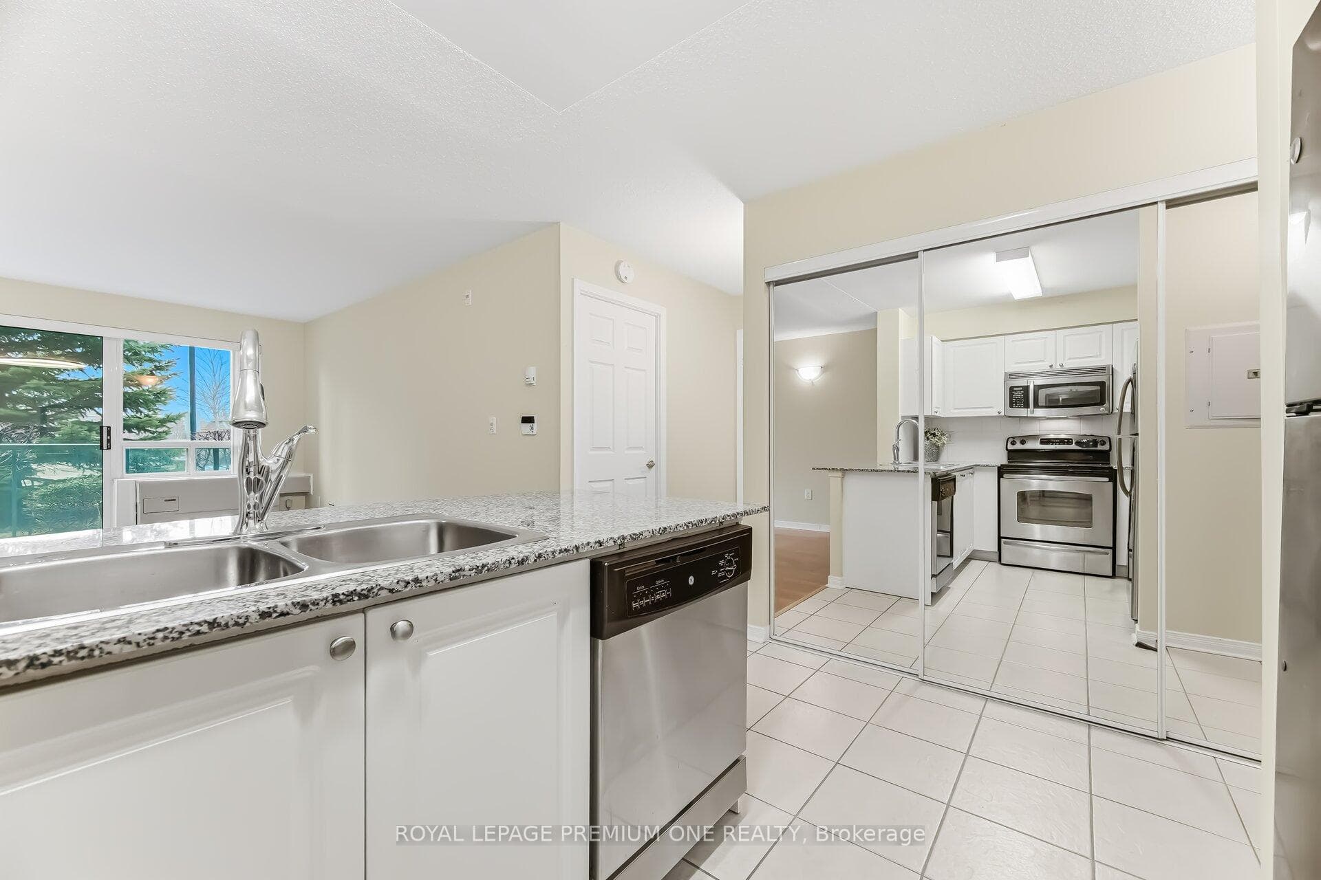 55 Via Rosedale N/A Unit 108 photo 8