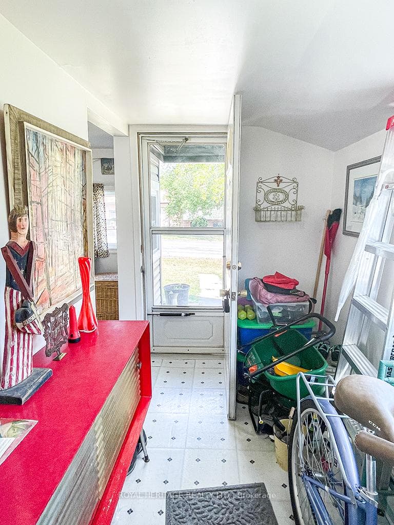 Sun Room to Front