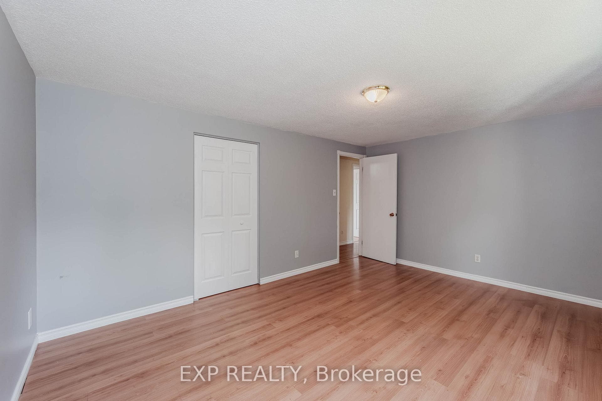 30 Gateway Drive photo 19