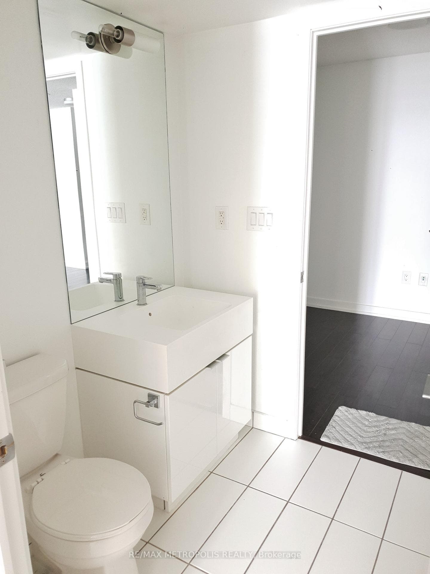 21 Iceboat Terrace Unit 1210 photo 8