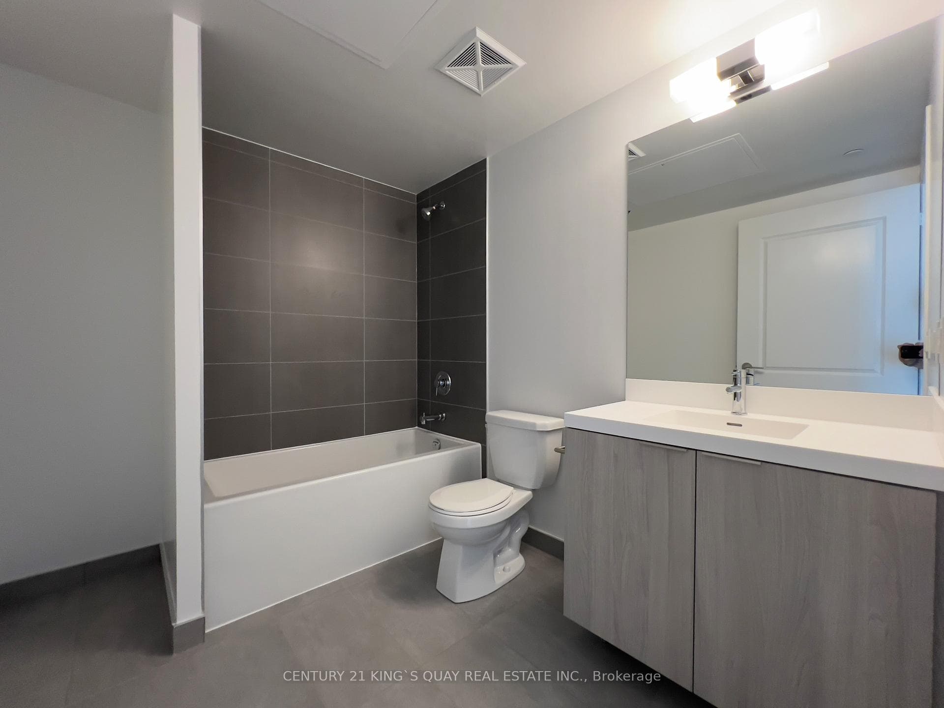 28 Widmer Street Unit 3320 photo 7