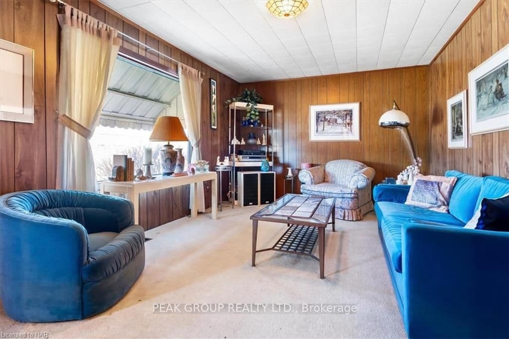 5266 STANLEY Avenue photo 8