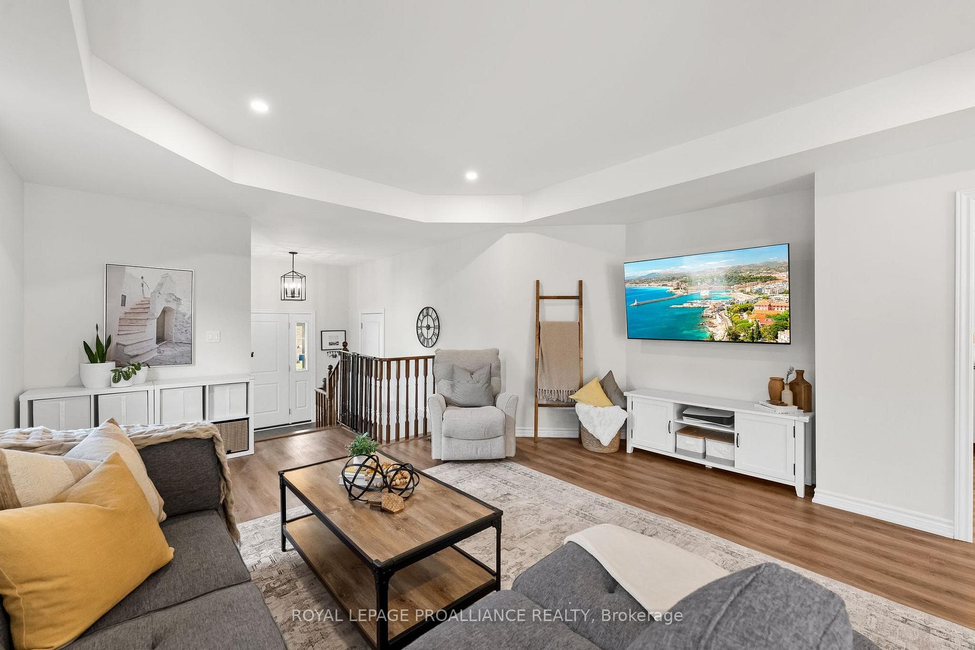 57 Cortland Way photo 14