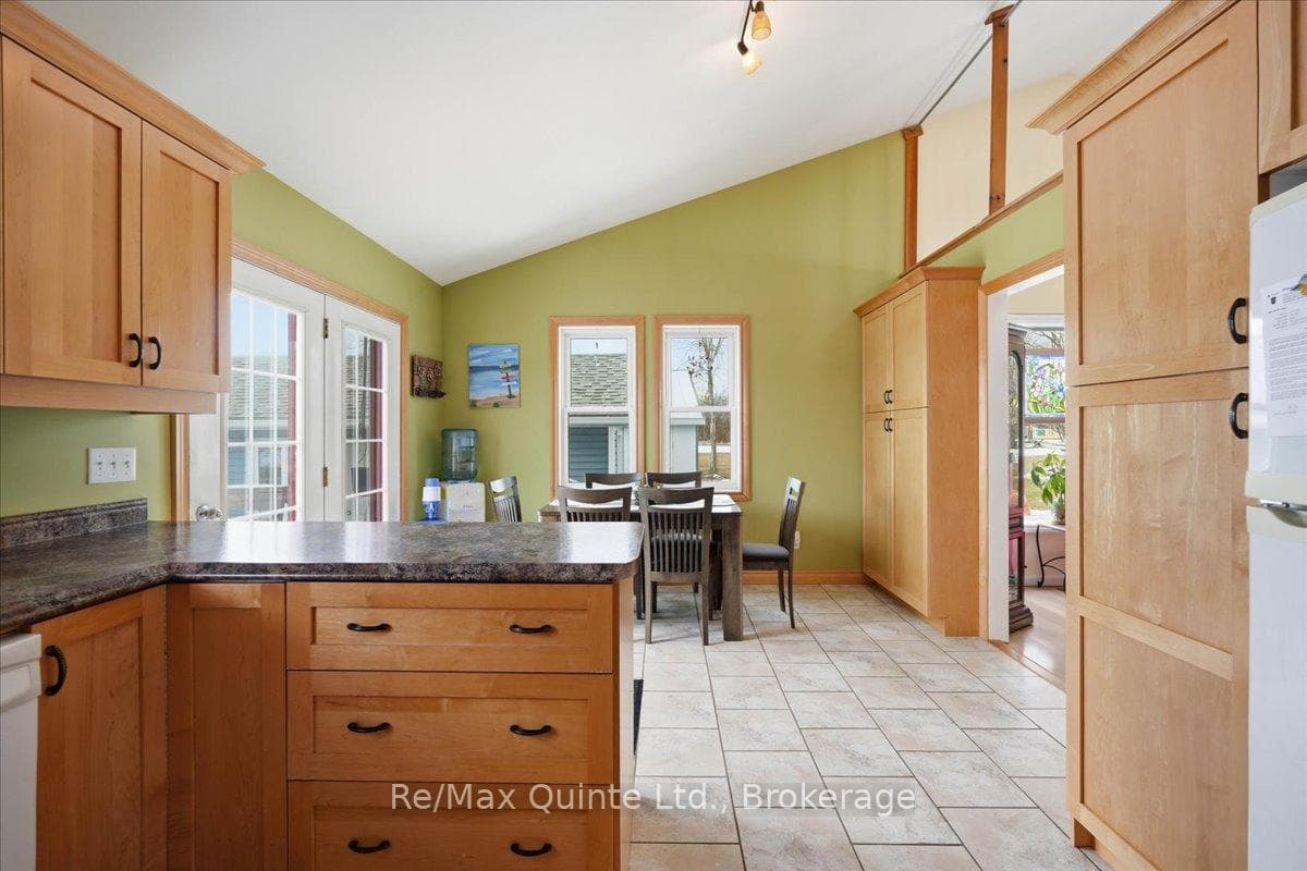 168 Schoolhouse Road photo 19