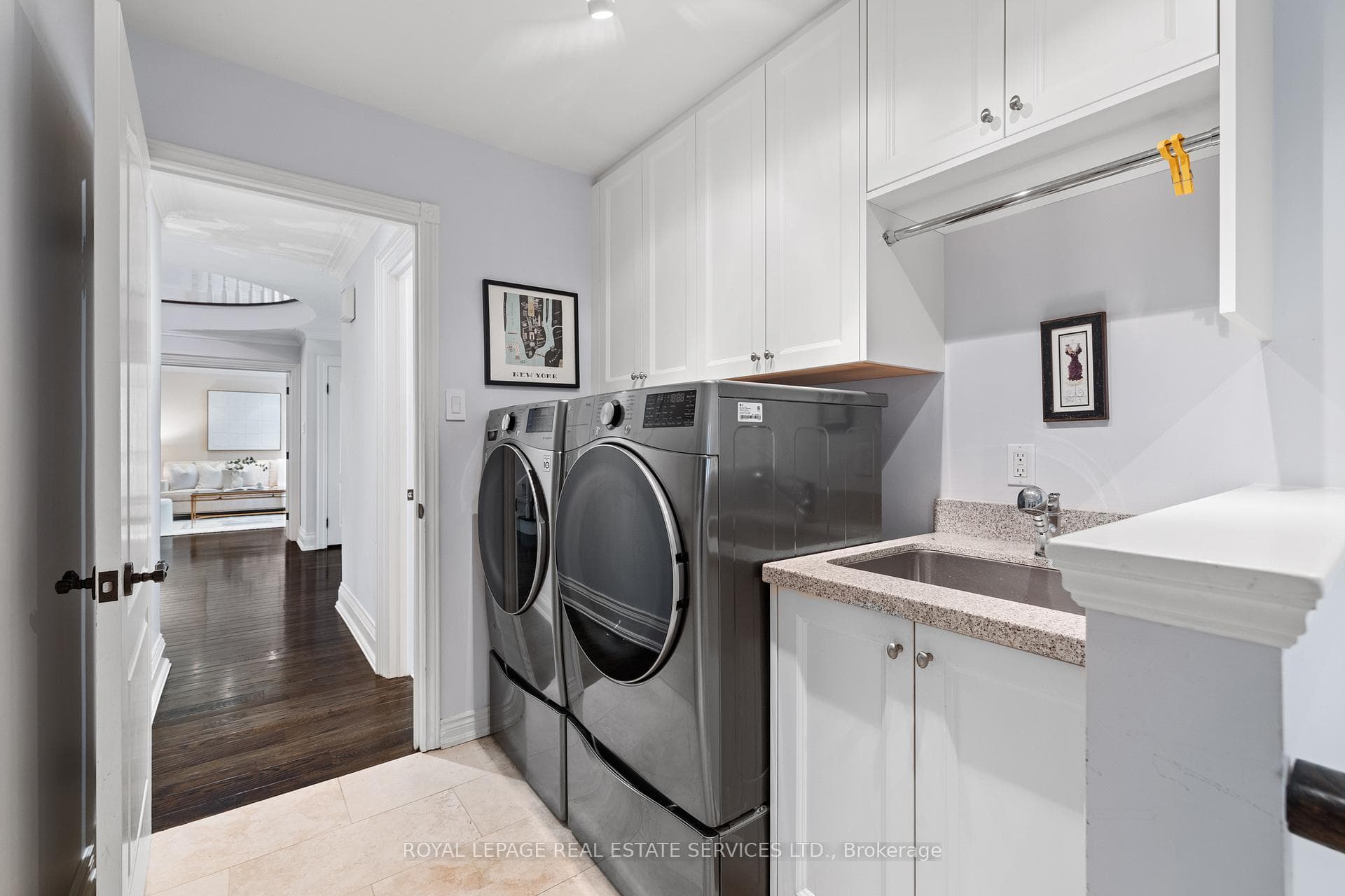 26 Thorncrest Road photo 29