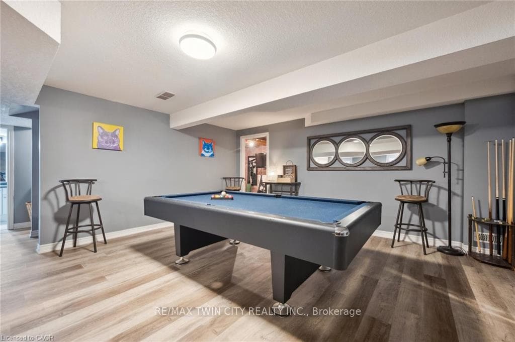 42 FISCHER Court photo 38
