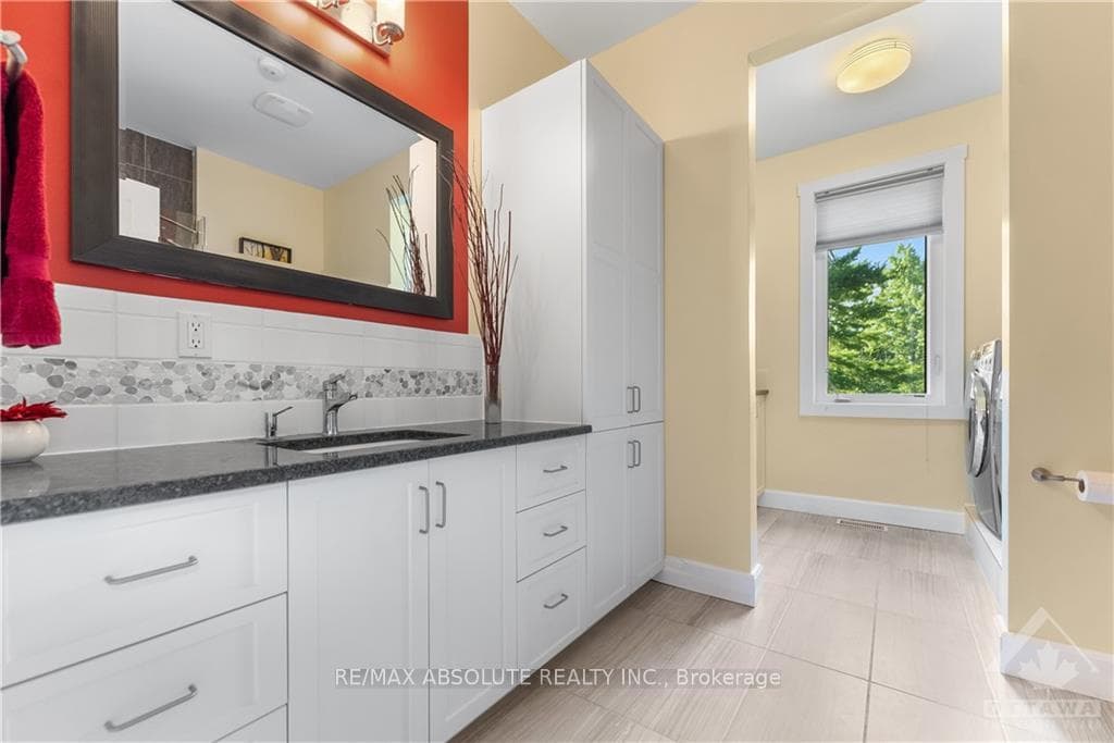 5100 LOGGERS Way photo 16