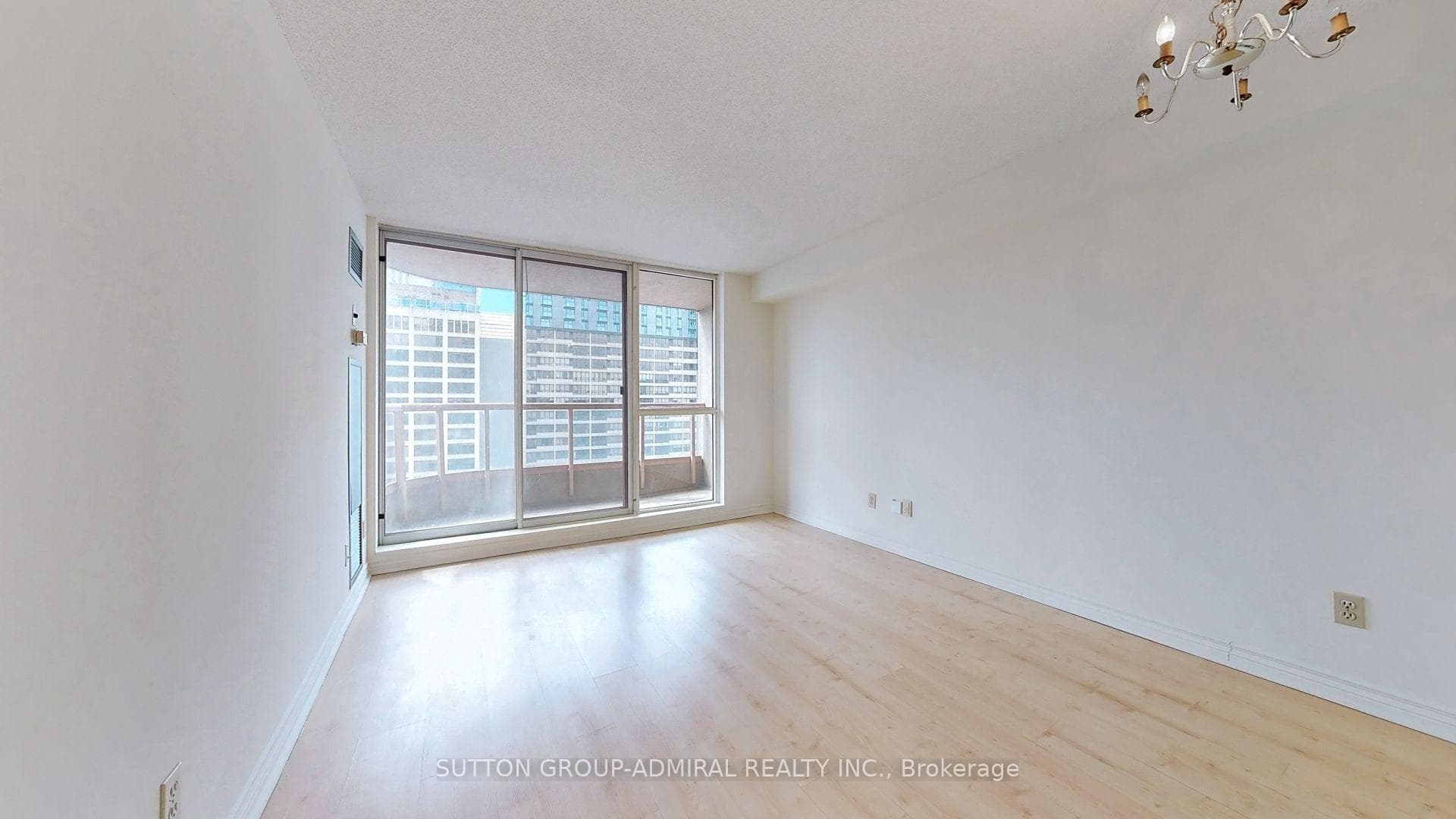 736 Bay Street Unit 2801 photo 5