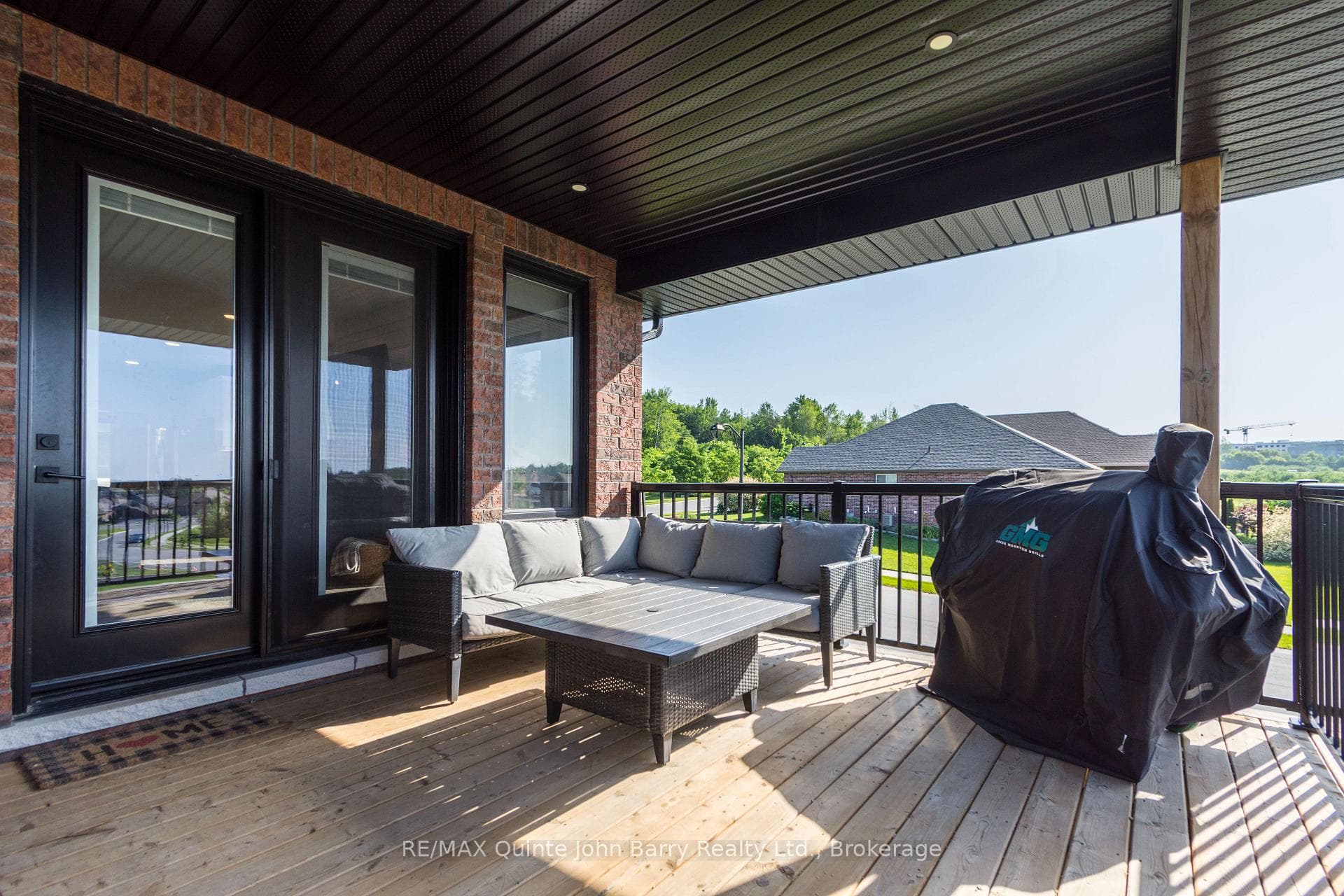 8 Tackaberry Drive photo 31